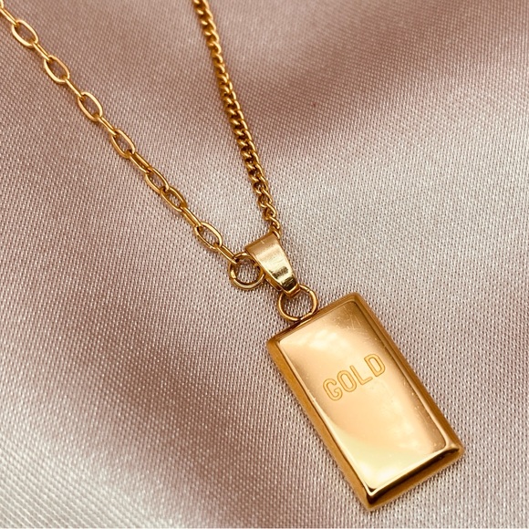 Luzy Jewelry Jewelry - Minimalist Gold Engraved Ingot Pendant Dainty chain Necklace